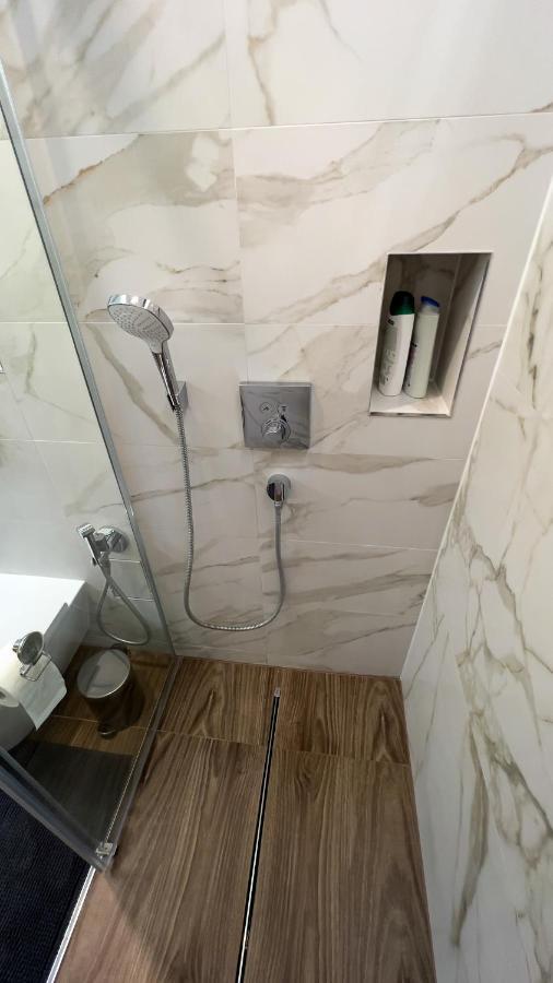 Apartament The Sixth - Self Check-In Tukums Zewnętrze zdjęcie